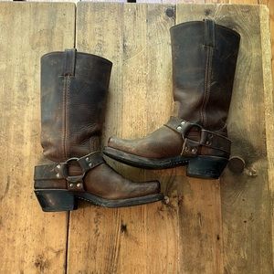 6.5 M Frye Harness Boots Women’s